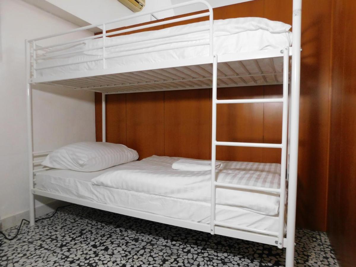 Hostel Hospitality House - H H H 卢布尔雅那 外观 照片