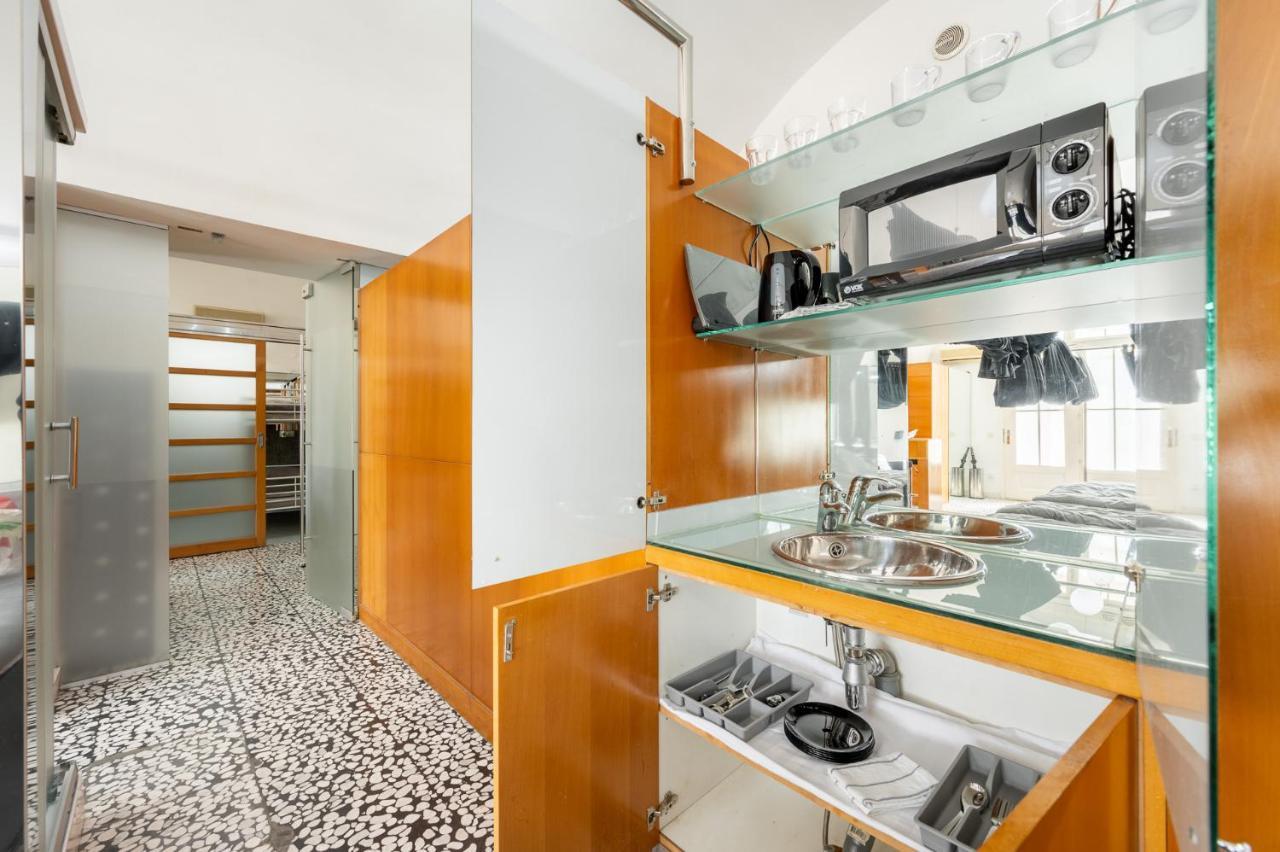 Hostel Hospitality House - H H H 卢布尔雅那 外观 照片